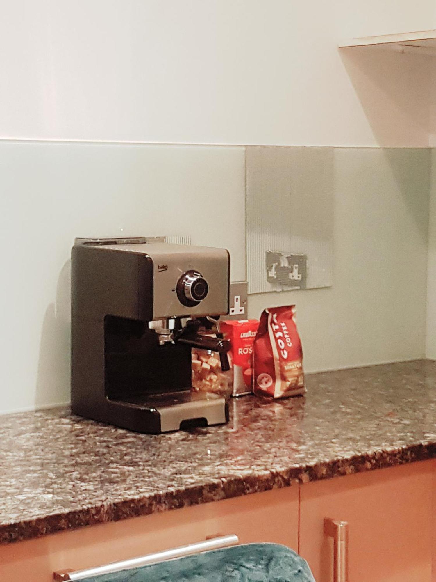 London City View Apartment, Short Walk To Tower Bridge, Free Parking Bagian luar foto